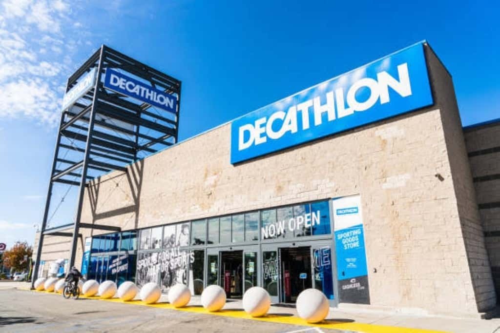 decathlon retail associate